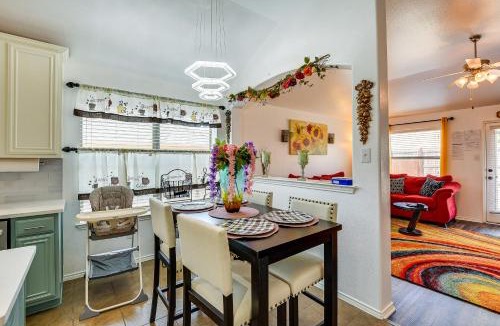 South Arlington House | 4 Mi to ATandT Stadium Home with BBQ in Grand Prairie