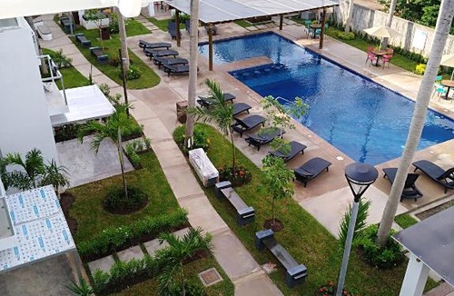 Cerritos House | 401-B