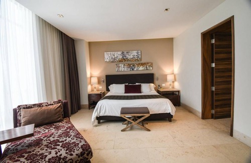 Financial District Hotel | 44 m² Hotel ∙ 127 guests