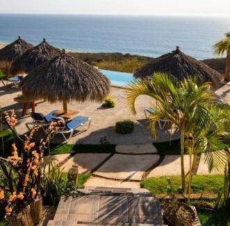 Villa del Mar Resort | 45 m² Resort ∙ 3 bedrooms ∙ 6 guests