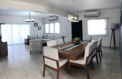 Guaymas House | 450 m² House ∙ 4 bedrooms ∙ 12 guests