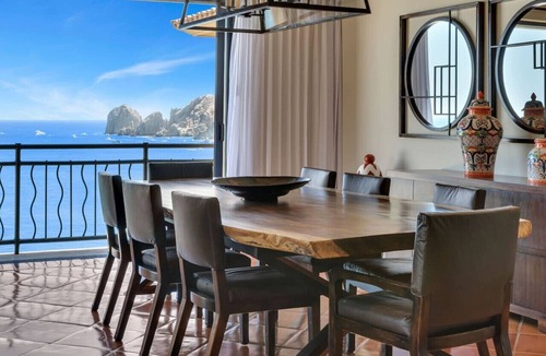 El Medano Ejidal Apartment | 4BD 2-level Penthouse 5-Star Beachfront Paradise.