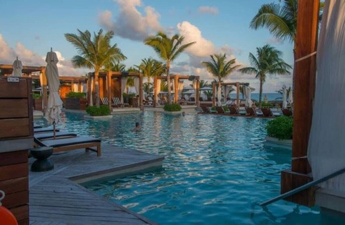 Puerto Juarez House | 4BD Grand Luxxe Riviera Maya Pool Resort