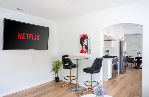 Fullerton House | 4BR Disney Retreat Private Yard Kings Beds Pets OK