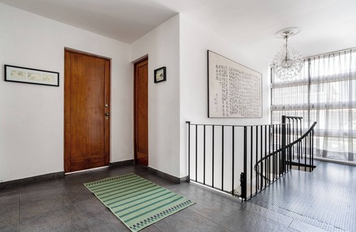 Escandon Apartment | 4BR Two-story Apartment Near Condesa