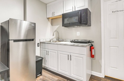 Montpelier Apartment | 5 Mi to Main St! Cozy Couple's Escape in Laurel