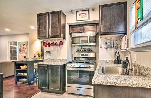 Dearborn House | 57 m² House ∙ 2 bedrooms ∙ 4 guests