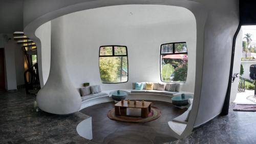 Cuernavaca House | 600 m² House ∙ 3 bedrooms ∙ 11 guests