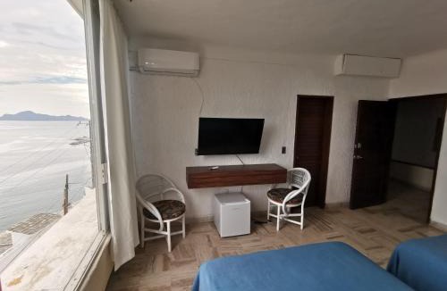 Las Hadas Apartment | 62 ROOM PENINSULA CAPITAN