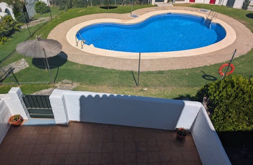 Tarifa Ski Chalet | 66 Livingtariff Summer Azul