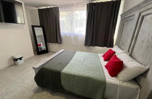 Leon Apartment | 7 VENATOR House Boutique