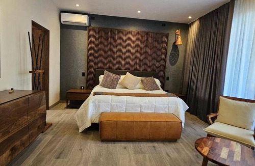 San Pedro Tesistan Hotel | 70 m² Hotel ∙ 4 guests