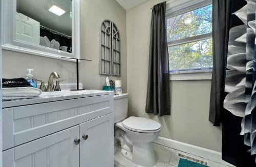 West Chester House | 7086 Tylersville Beautiful 4 BDR Home - Near I-75
