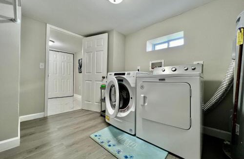 West Chester House | 7086 Tylersville Beautiful 4 BDR Home - Near I-75