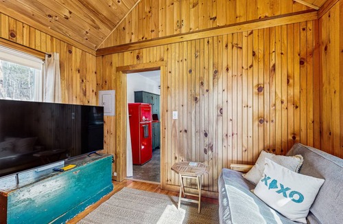 Gray Cottage | 74 m² Cabin ∙ 2 guests