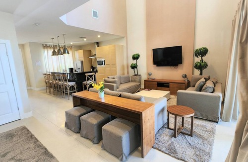 Florida Central Atlantic Coast House | 7639 Magic Village 6 guests 3 suites 8 min Disney