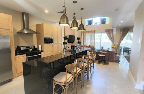 Florida Central Atlantic Coast House | 7639 Magic Village 6 guests 3 suites 8 min Disney