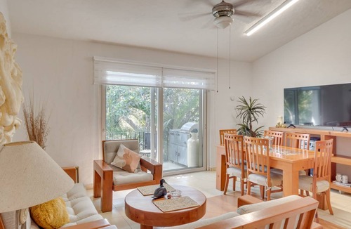 South Hotel Zone Apartment | 82 m² Apartment ∙ 2 bedrooms ∙ 6 guests