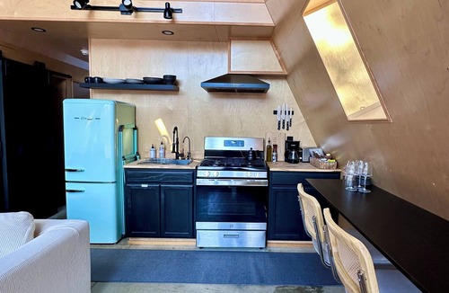 Peebles House | A Delightful A-Frame on 20-Acres with Hiking Trails, Hot Tub, Wifi, and More