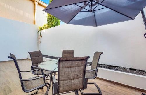 North Hotel Zone Apartment | A FEW BREEZY STEPS TO THE BEACH ~LUXURIOUS STAY~