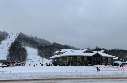 Bessemer Ski Chalet | A-Frame - Near Ski Resort, Trails, FirePit, sauna