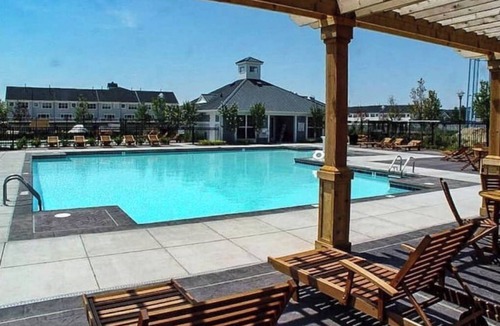 Downtown Cambridge Condo | A Kozy Waterfront Condo
