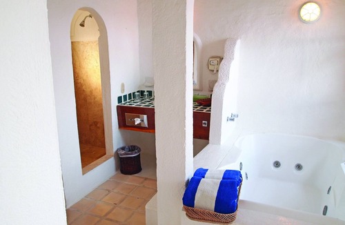 Almacen Resort | A Pacific Paradise in Mexico!