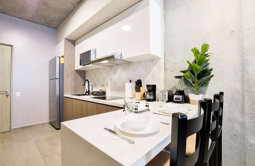 Monterrey Centro Apartment | ¡A pasos de Fundidora! 5 huéspedes, Seguridad 24/7
