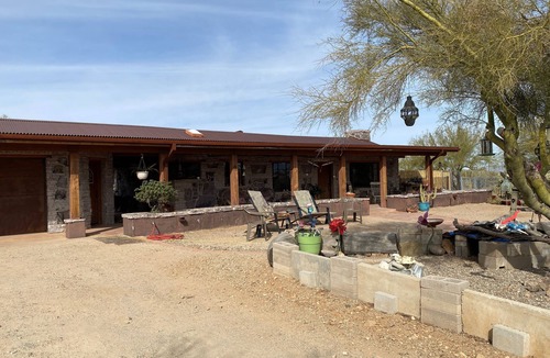 Tucson House | A peaceful property nestled at the base of the beautiful Tucson Mountains