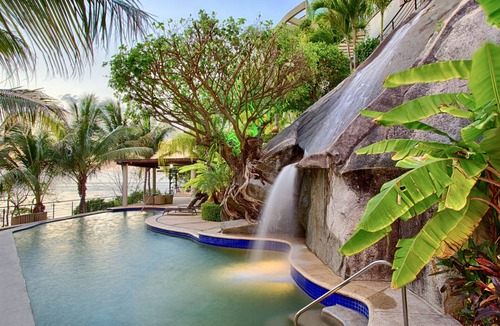 Boca de Tomatlan Villa | A perfect vacation destination for family gatherings