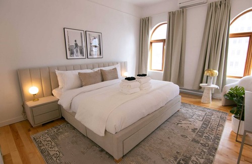 Downtown Montreal Apartment | Absolutely stunning 2BR in Golden Mile Square