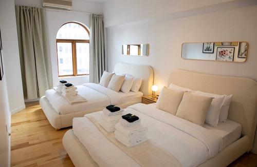 Downtown Montreal Apartment | Absolutely stunning 2BR in Golden Mile Square