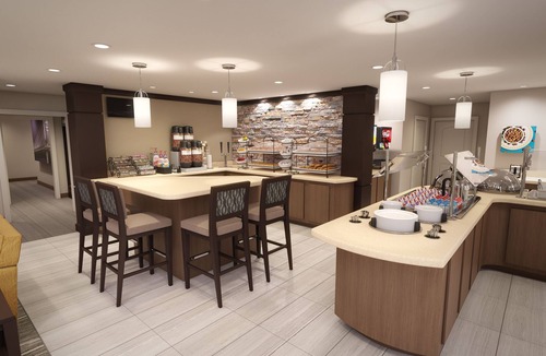 Irvine Business Complex Apartment | Accessible 1BR King | Kitchen + Breakfast & Pool