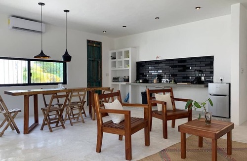 Chicxulub Puerto House | Accommodation of 2 apartments, with outdoor pool. Near the beach.