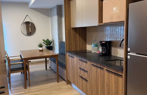 Zona Expo Apartment | Acogedor Loft en piso 3 frente a la expo Guadalajara, con gimnasio, AC, Wifi.