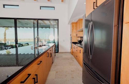 La Choya House | Adora House (4 Bed 4 Bath By FMI Rentals)