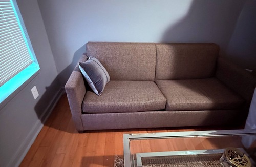 The Hill Apartment | Adorable 2-bedroom apartment in New Haven# Apartment 4