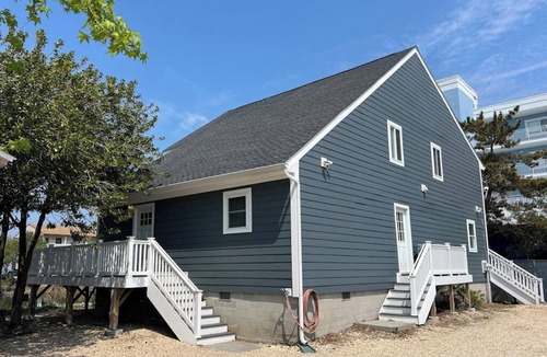 Midtown Ocean City Cottage | Adorable, waterfront beach cottage w/bay view, full kitchen, & free WiFi