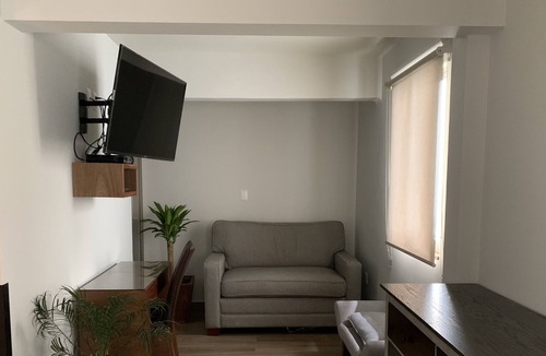 Reforma Apartment | Affordable Luxurious 1 Bedroom Apt S6