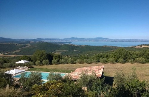 Castel Rigone House | Agriturismo La Bicocca - Country House "L'Olivo"
