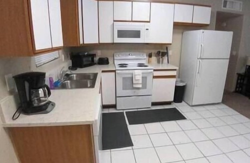 Palo Verde House | Airy Tucson Retreat | Modern, Cozy, Near U of A