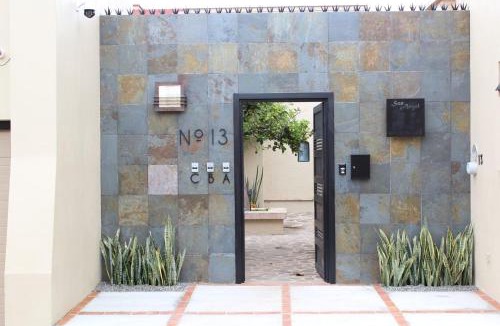 San Antonio Tlayacapan House | Ajijic Modern 1 Bedroom Home -Walk To Everything -Patio -Gym -Pickleball Court