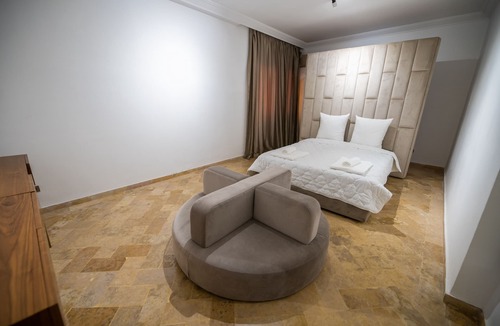 Hivernage Villa | Al Destino Duplex Apartment on Hivernage