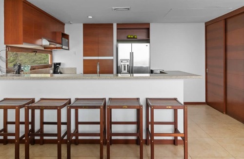 La Cruz de Huanacaxtle Apartment | Alamar 306 - Oceanview Condo w Beach Club Access