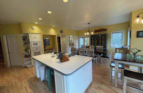 Bear Creek House | Alaska Bear Lodge LLC