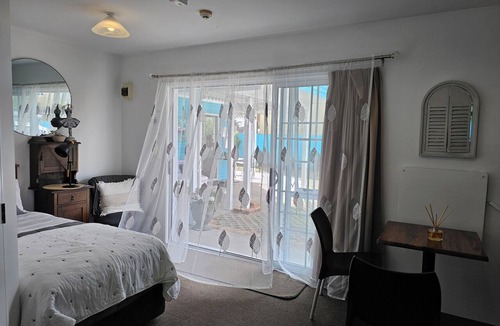Whitianga Hotel | Albert Number 6 Motel