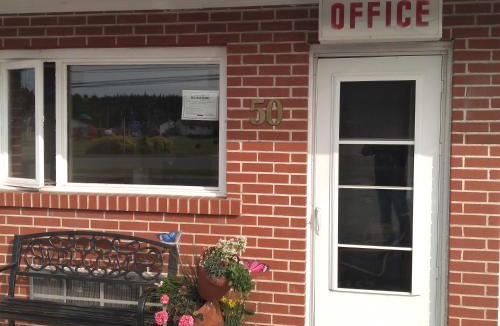 Wawa Hotel | Algoma Motel