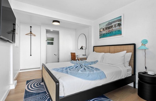 Venice Hotel | Aliza Hotel
