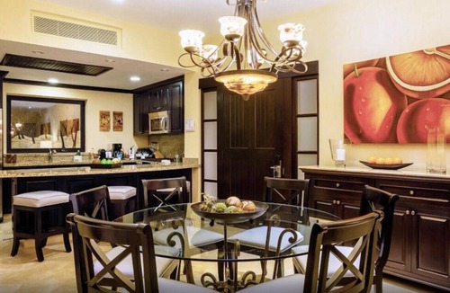 Ex Hacienda El Pitillal Resort | All-inclusive - Garza Blanca 5 Diamond Resort: Stunning 3 Bedroom Beach Lock-Off