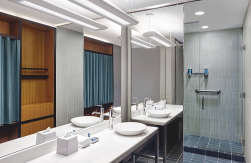 Dorval Hotel | Aloft by Marriott Montreal Airport